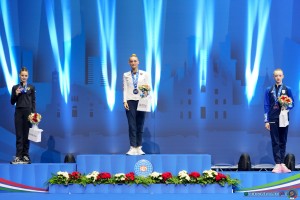 podium ribbon sfe02915 copia simone ferraro ph